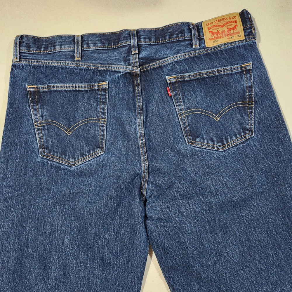 Levis 550 90s Style Relaxed Fit Tapered Leg Jeans Dark Wash Blue Mens 42x32